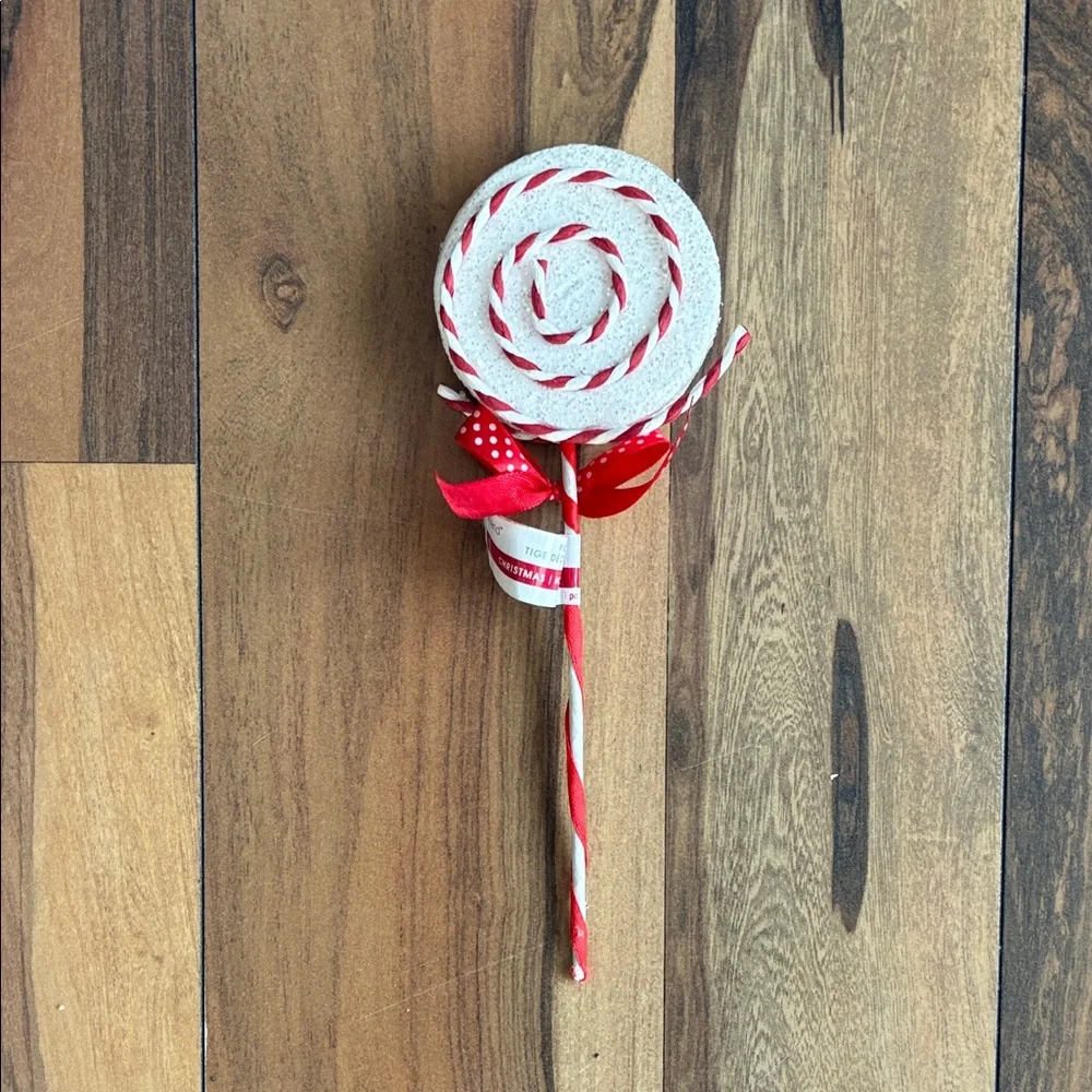 Red and White Lollipop Party Decoration